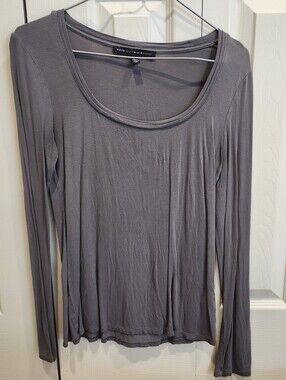 Rayon spandex white house black marker long sleeve women's scoop neck top Sz XS